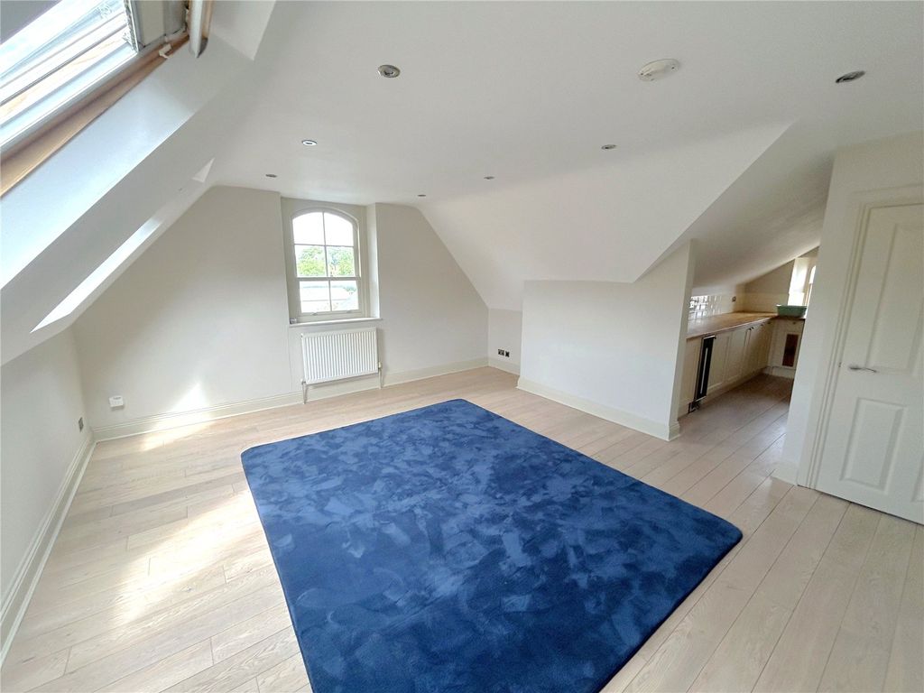 Property photo 3 of 10 Picture No. 09