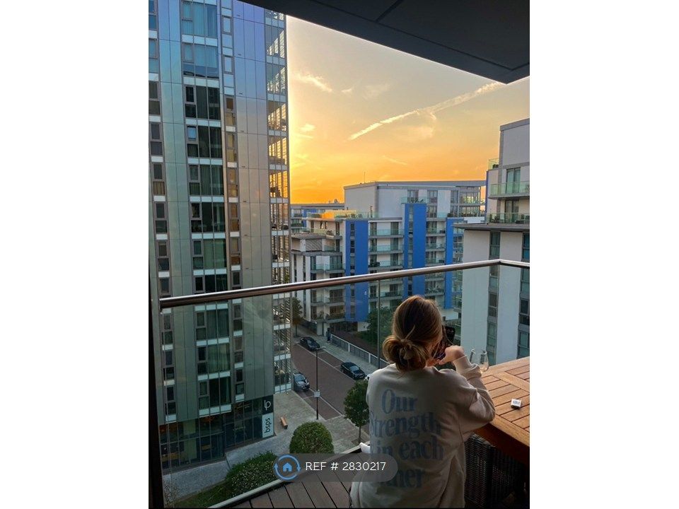 Property photo 2 of 25