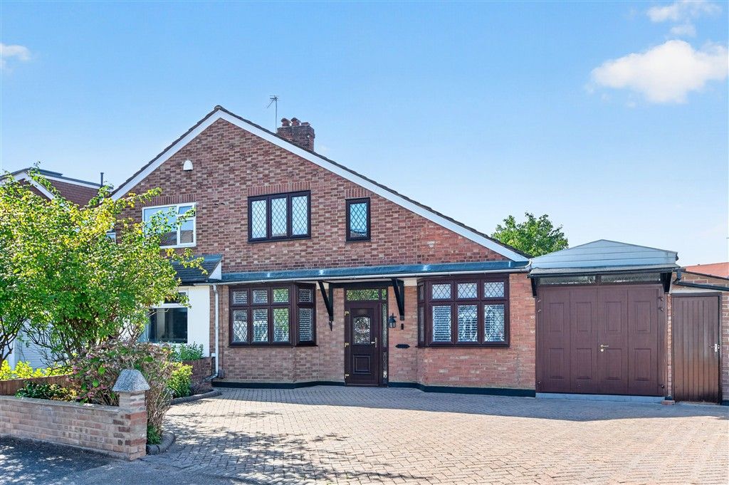 Property photo 1 of 14 Front