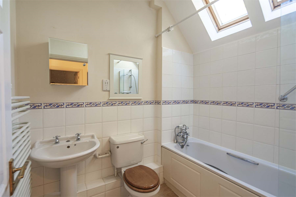 Additional image 6 of 2 bed terraced house to rent18 Thames Bank, Goring On Thames RG8