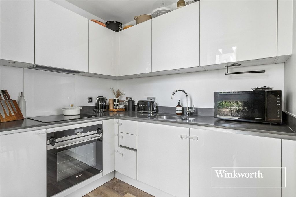 Property photo 2 of 14 Picture No. 08
