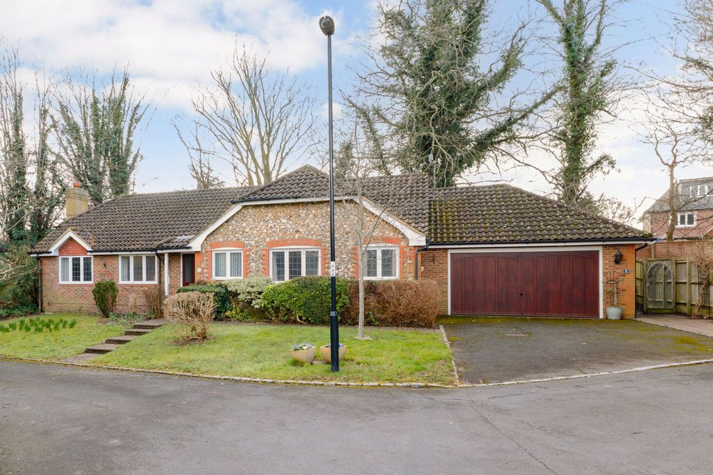 Property photo 1 of 22