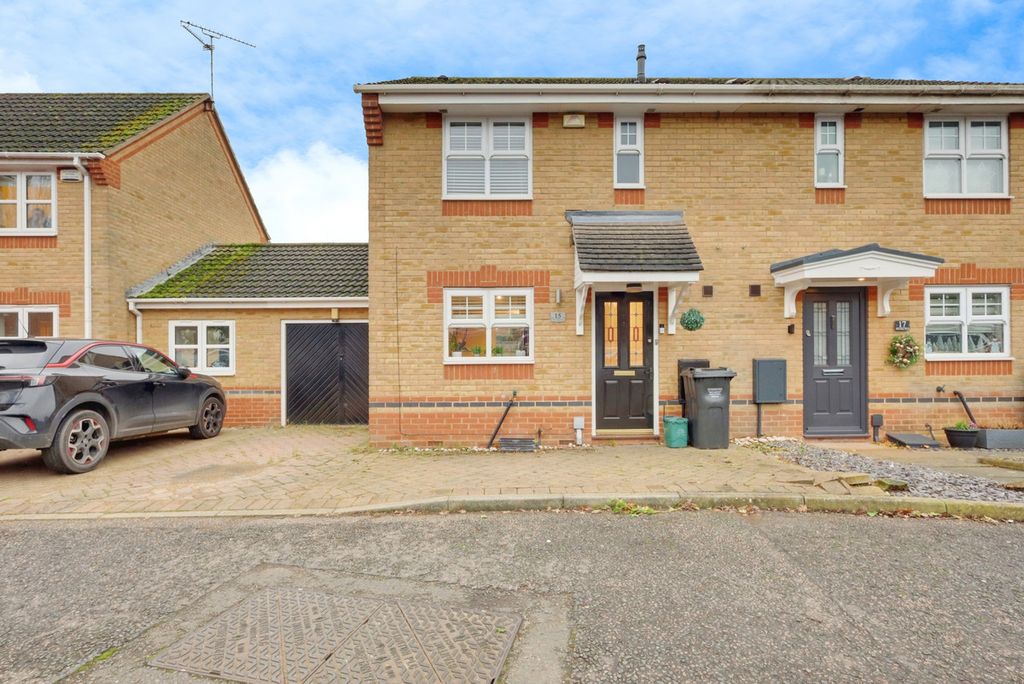 Property photo 1 of 18