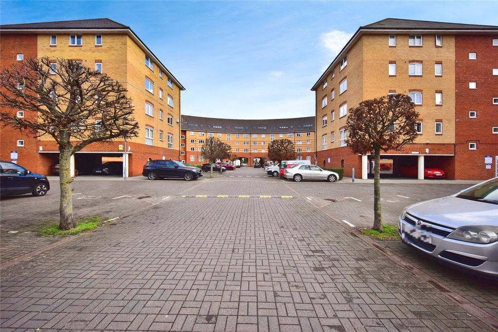 Property photo 1 of 16 Picture No. 04