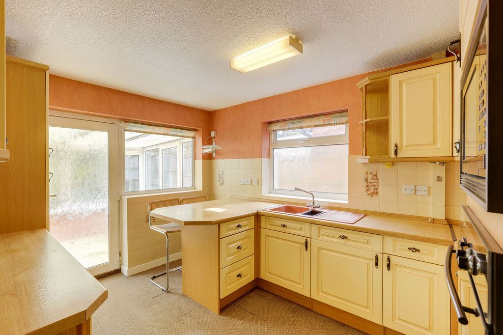 Property photo 3 of 22