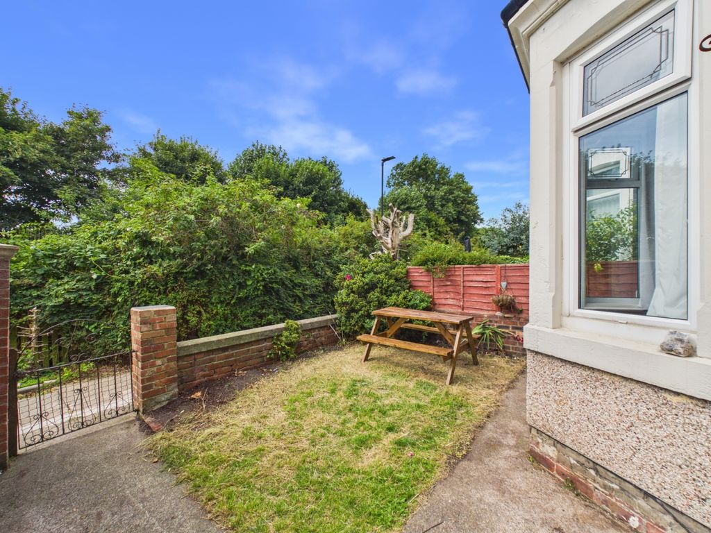 Property photo 2 of 15 Cam02195G0-Pr0108-Still041