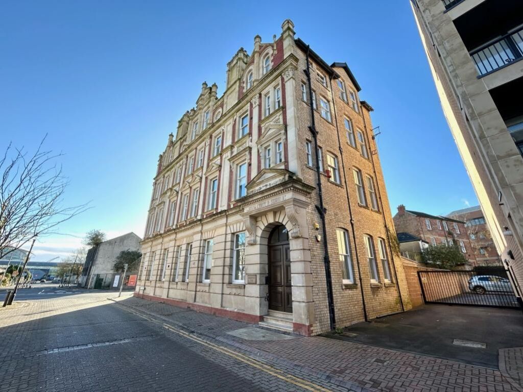 Property photo 1 of 9 7d13Dec9B47F9c518c40Bc2c3Ed50752 (1)