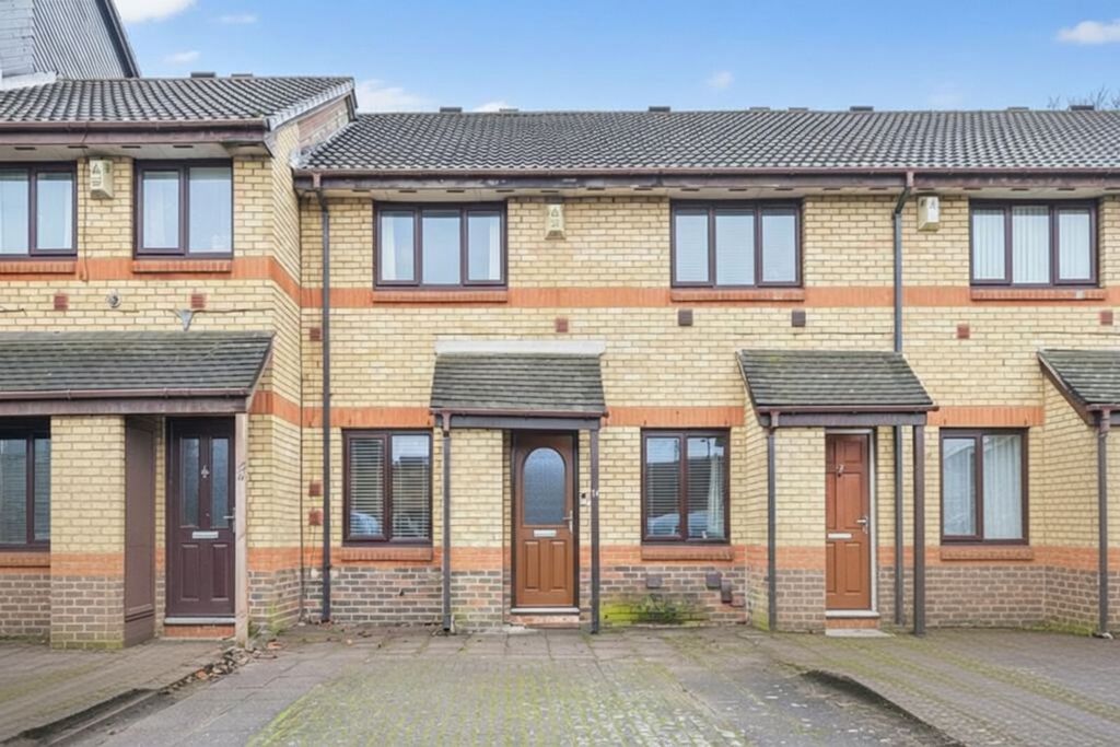 Property photo 1 of 11