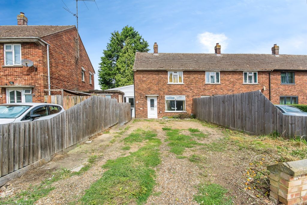 Property photo 1 of 16