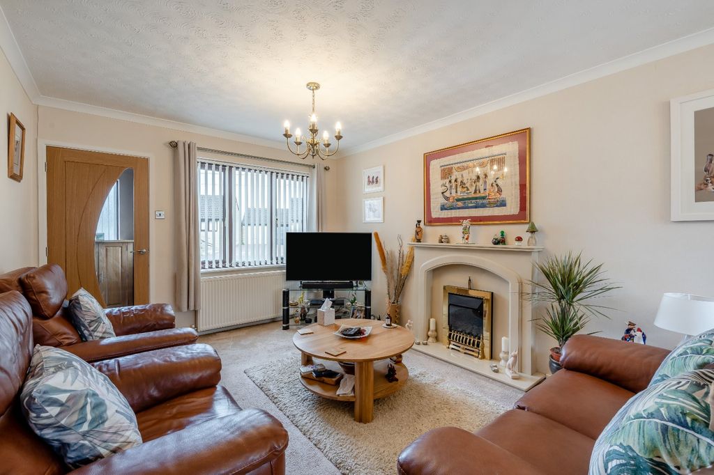 Property photo 2 of 10 Picture No. 09