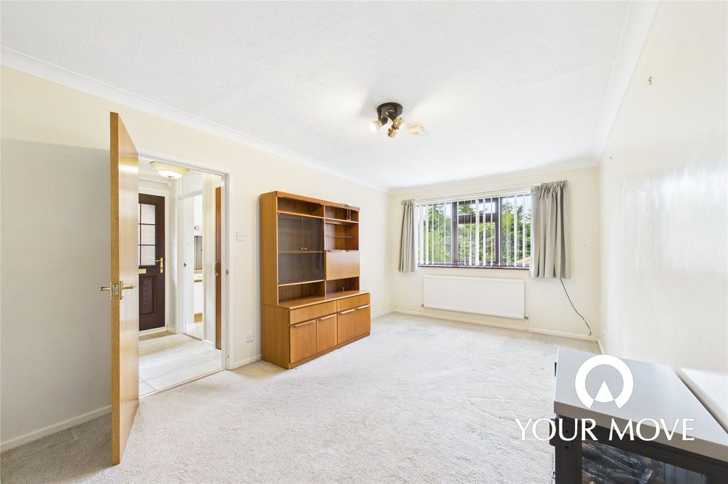 Property photo 3 of 16 Picture No. 28