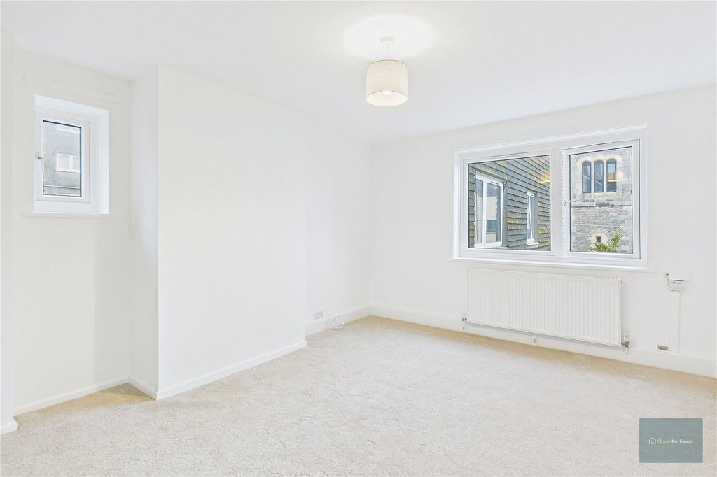 Property photo 3 of 9 Picture No. 06