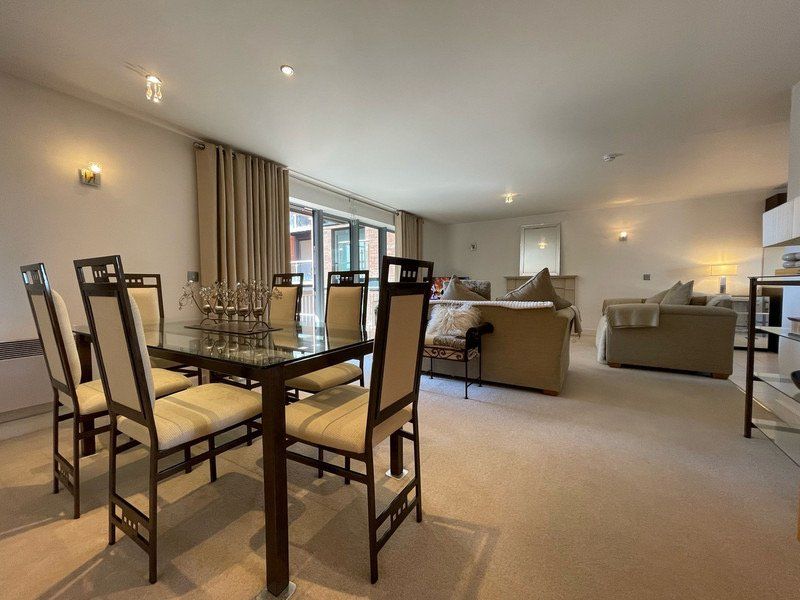 Property photo 3 of 12 Dining Area