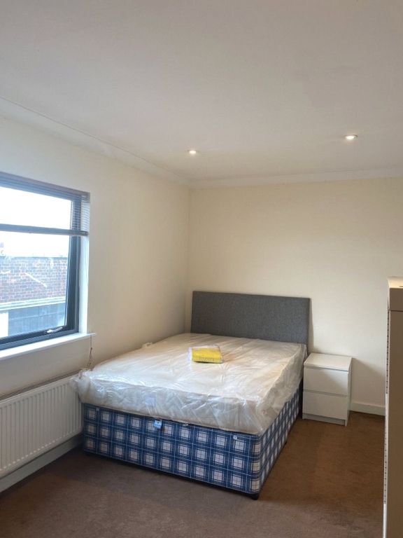 Property photo 2 of 15 Picture No. 02