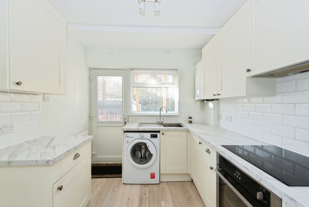 Property photo 3 of 15 Kitchen