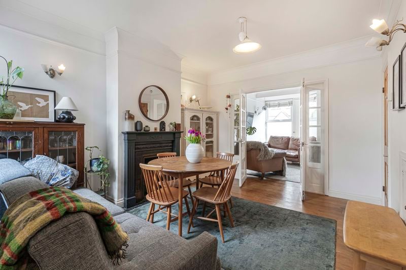 Property photo 3 of 20 Photo 4