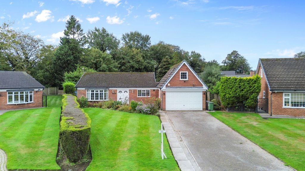 Property photo 1 of 24