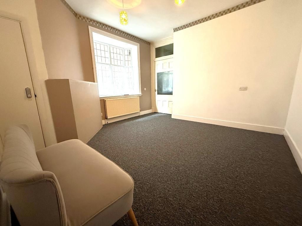 Property photo 3 of 17 Photo 3