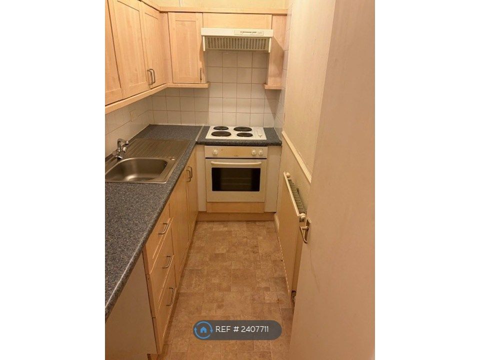 Property photo 2 of 3