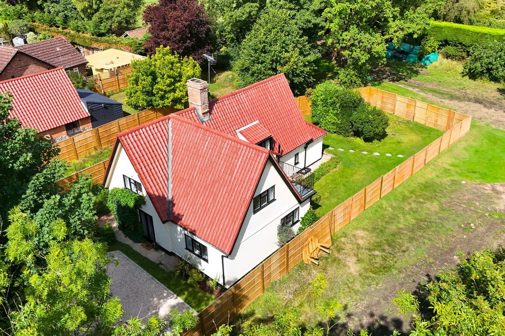 Property photo 2 of 35