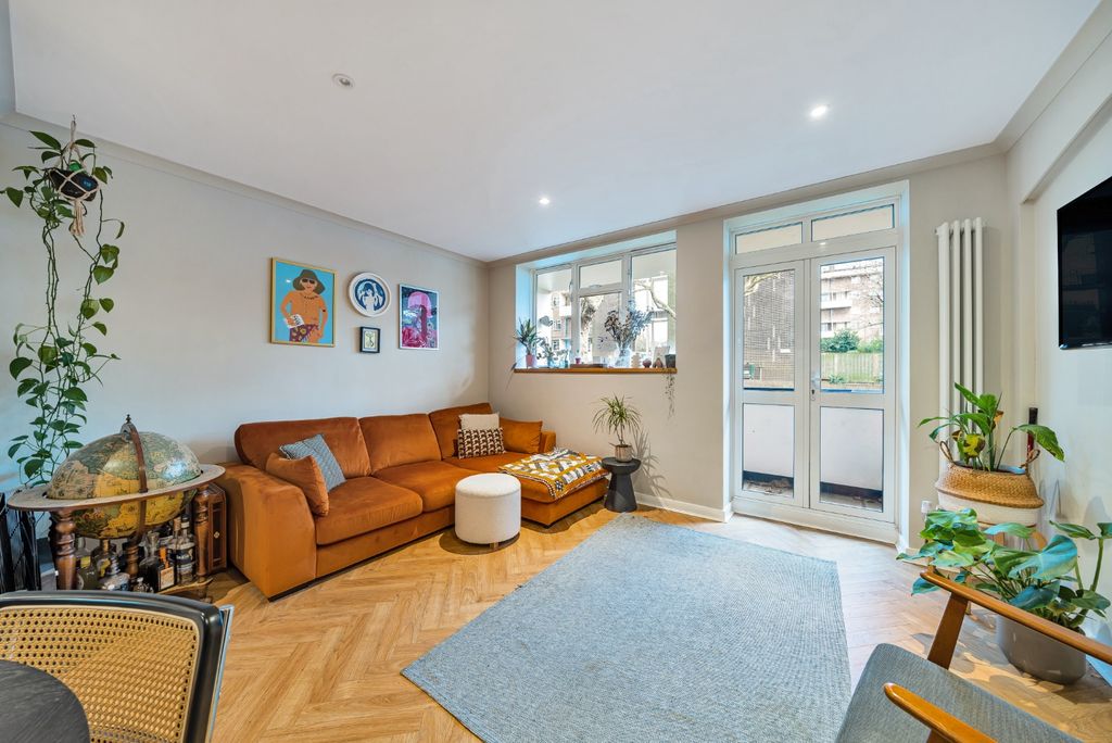 Property photo 2 of 14 3014855