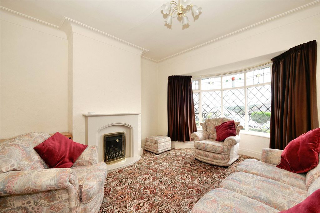 Property photo 2 of 20 Picture No. 02