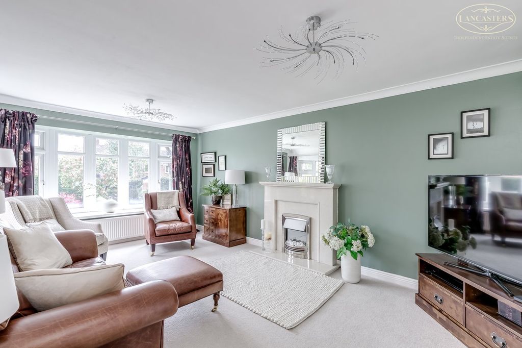 Property photo 2 of 32 Reception Room 1