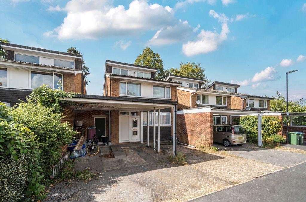 Property photo 1 of 12 1344959-2-68Adb37...