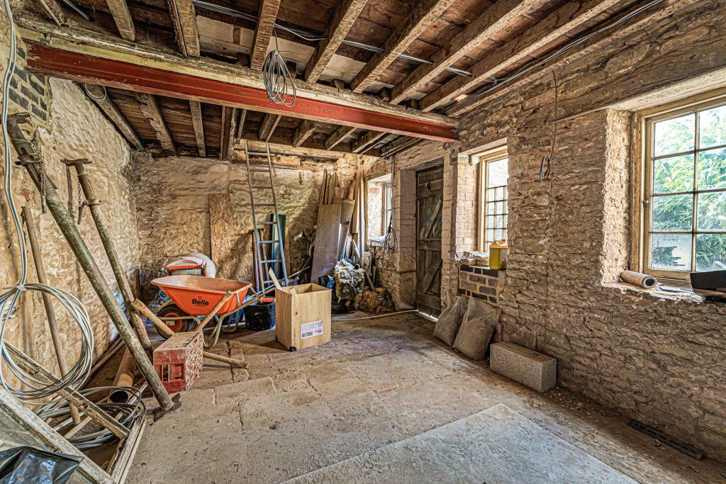 Property photo 3 of 8 Picture No. 07