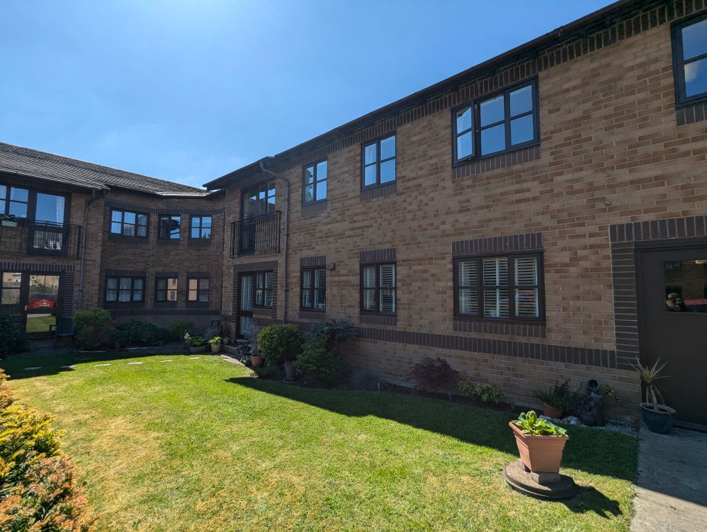 Property photo 1 of 19