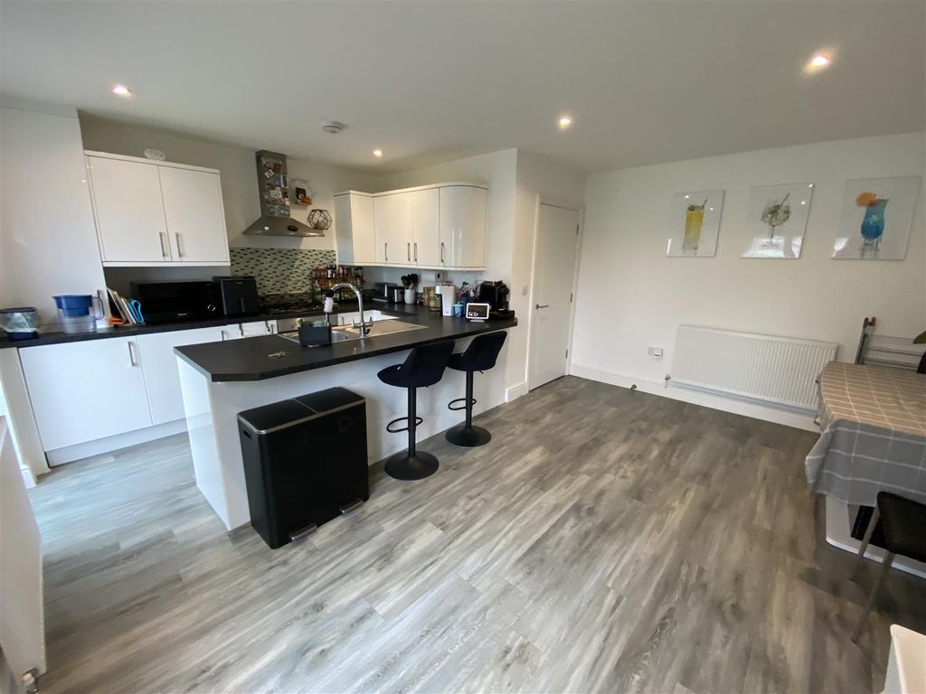 Property photo 2 of 22 Img_9761.Jpeg