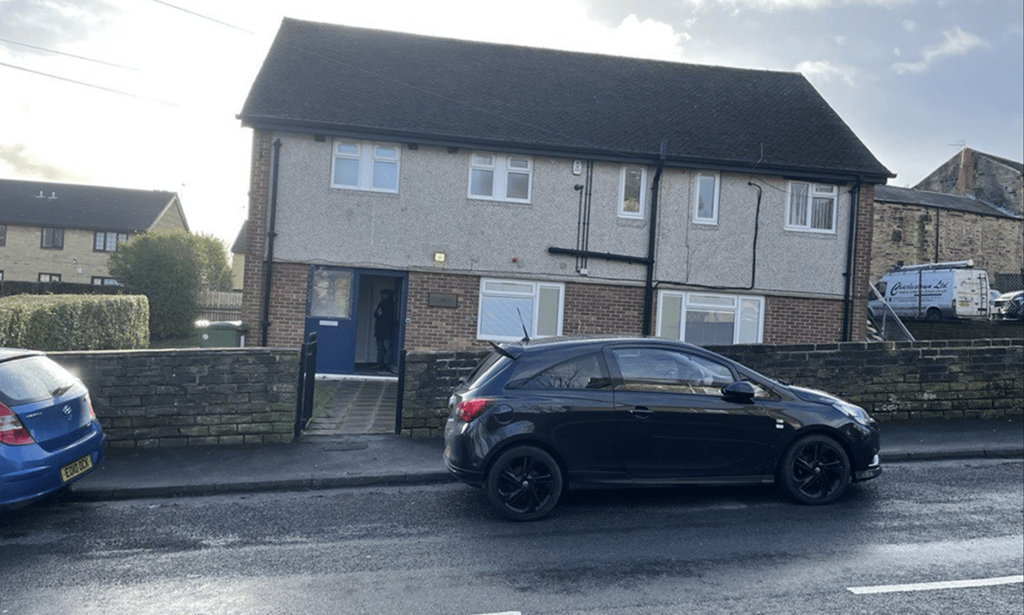 Property photo 1 of 5