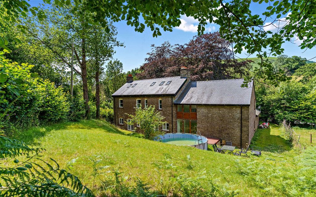 Property photo 2 of 17 Picture No. 07