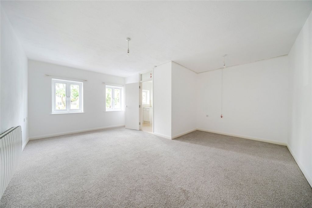 Property photo 1 of 10 Picture No. 09