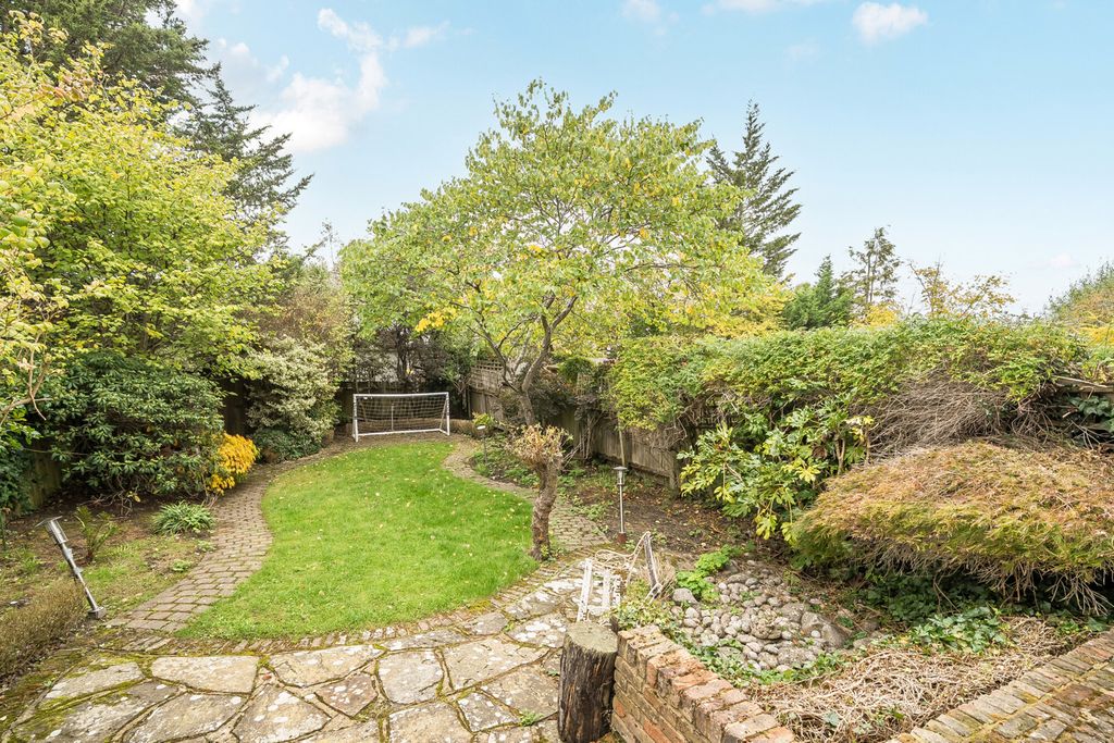 Property photo 3 of 15 1363982-5-68E5047...