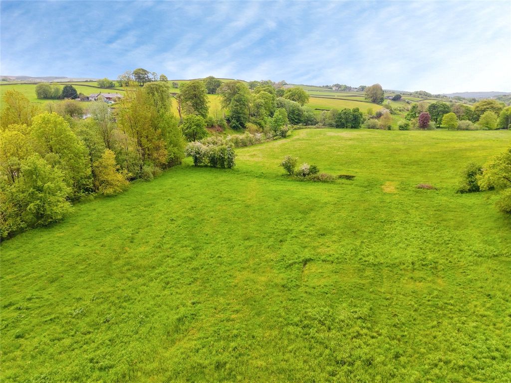 Property photo 3 of 4 Picture No. 07