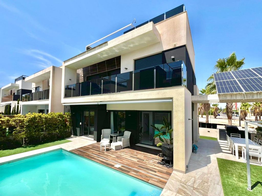 Property photo 1 of 50