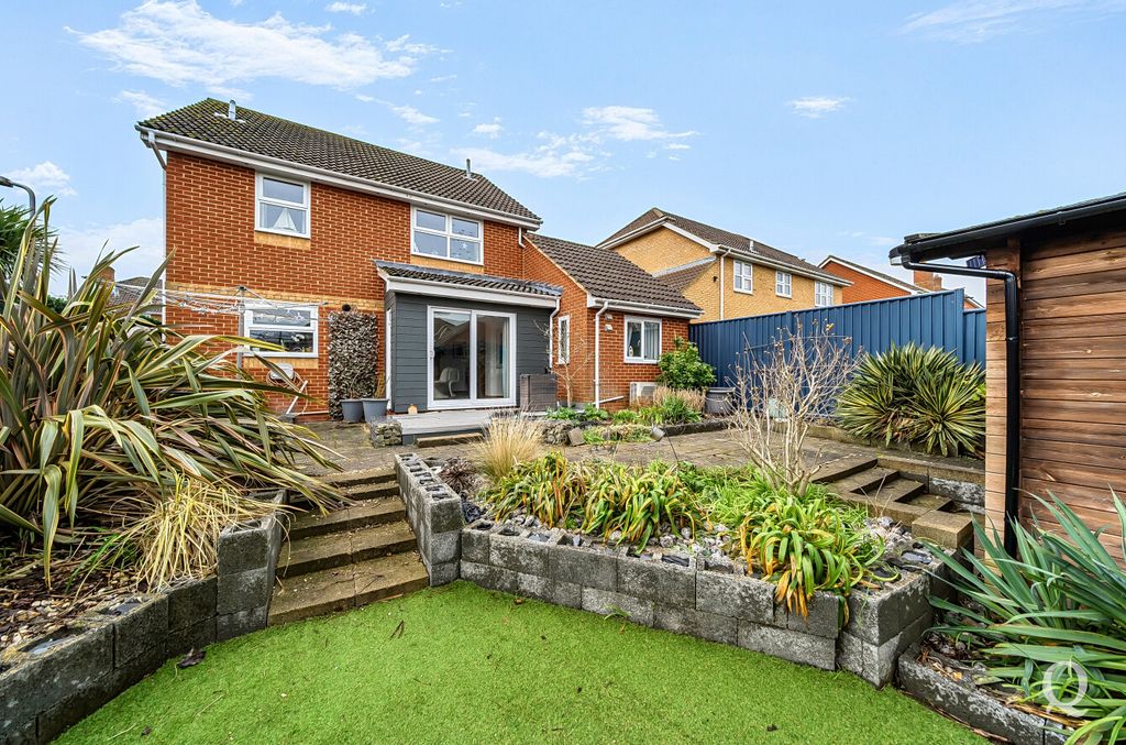 Property photo 3 of 26 9F726E4A-2F11-40d...