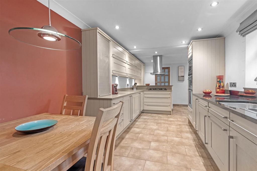 Property photo 2 of 29 Dsc_4627_29_30.Jpg