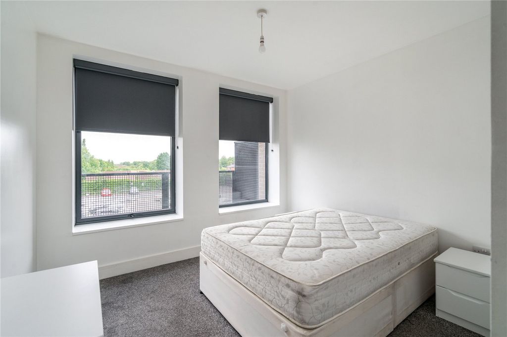 Property photo 3 of 7 Picture No. 06