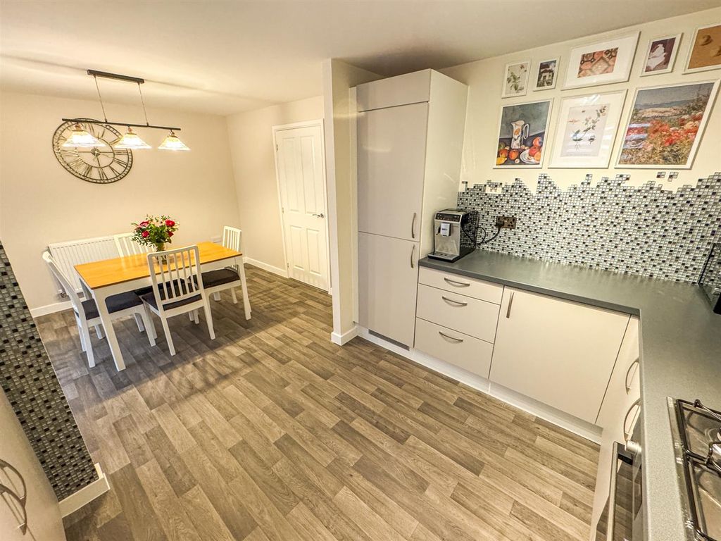 Property photo 3 of 36 Img_1363.Jpg