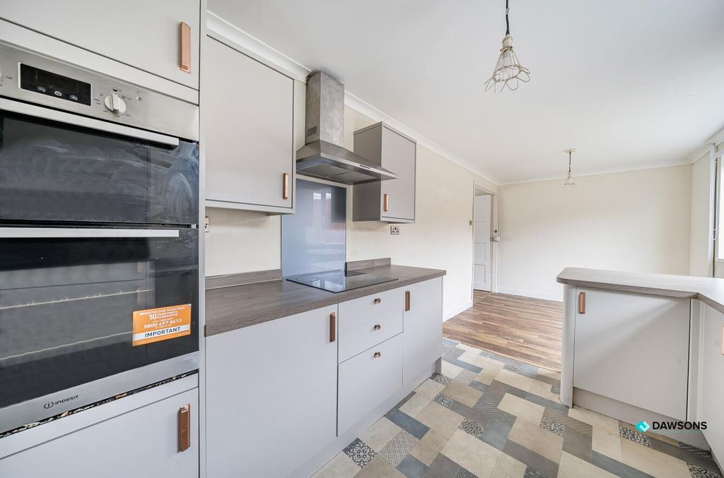 Property photo 2 of 26 c87Fe70c-8c48-4dc5-Bc99-695Aaca39A6B.Jpg