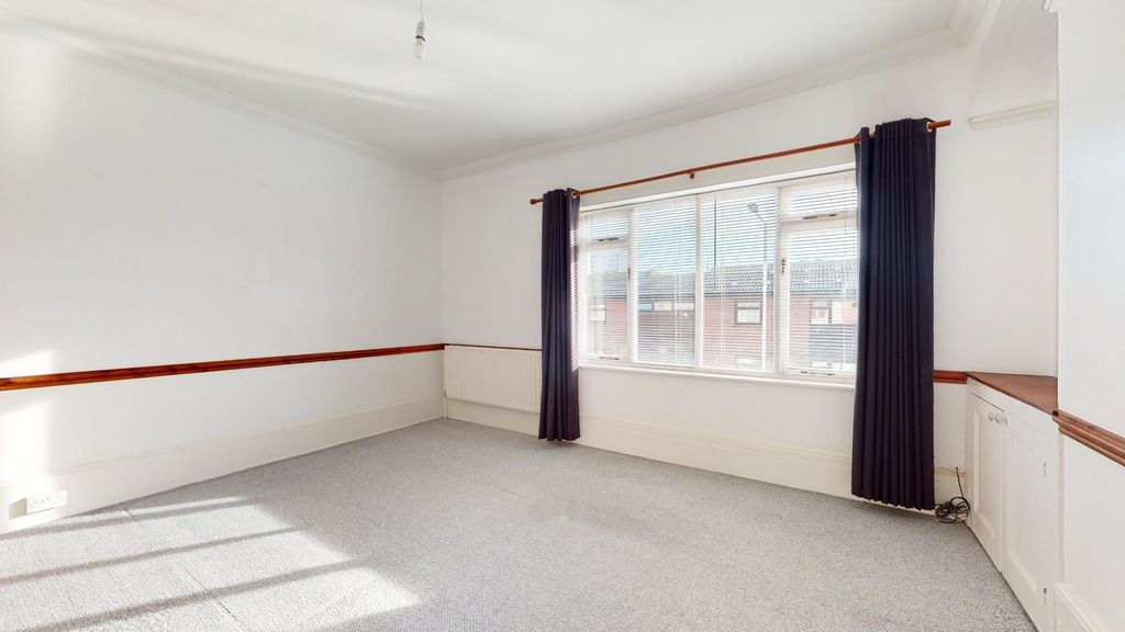 Property photo 2 of 9 Picture 2