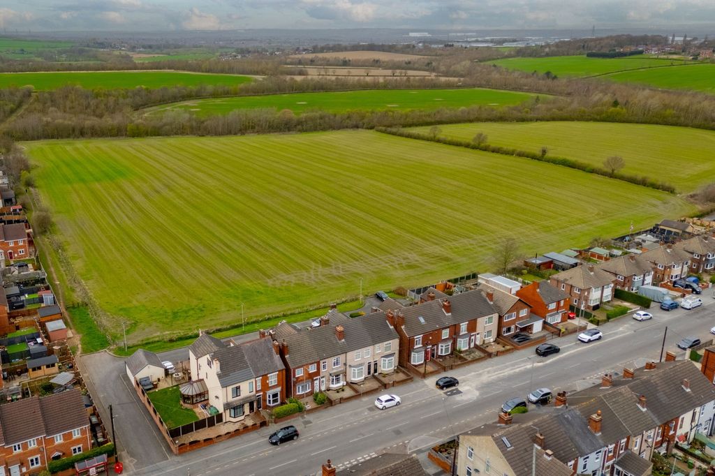 Property photo 1 of 29