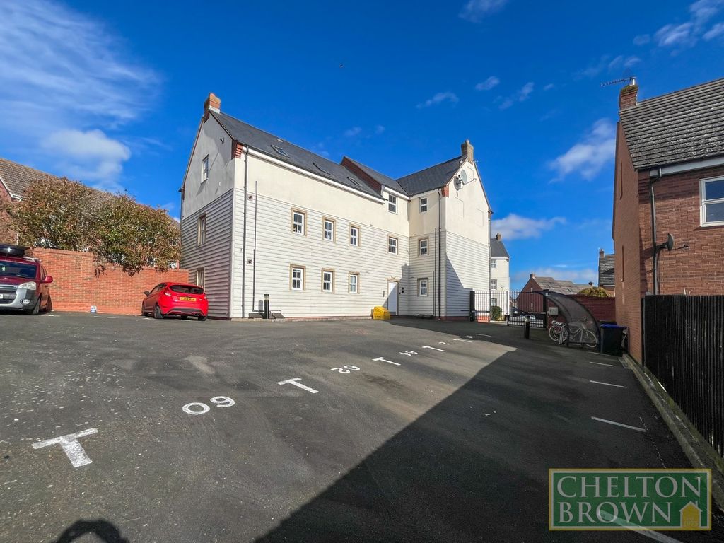 Property photo 2 of 28 Rear