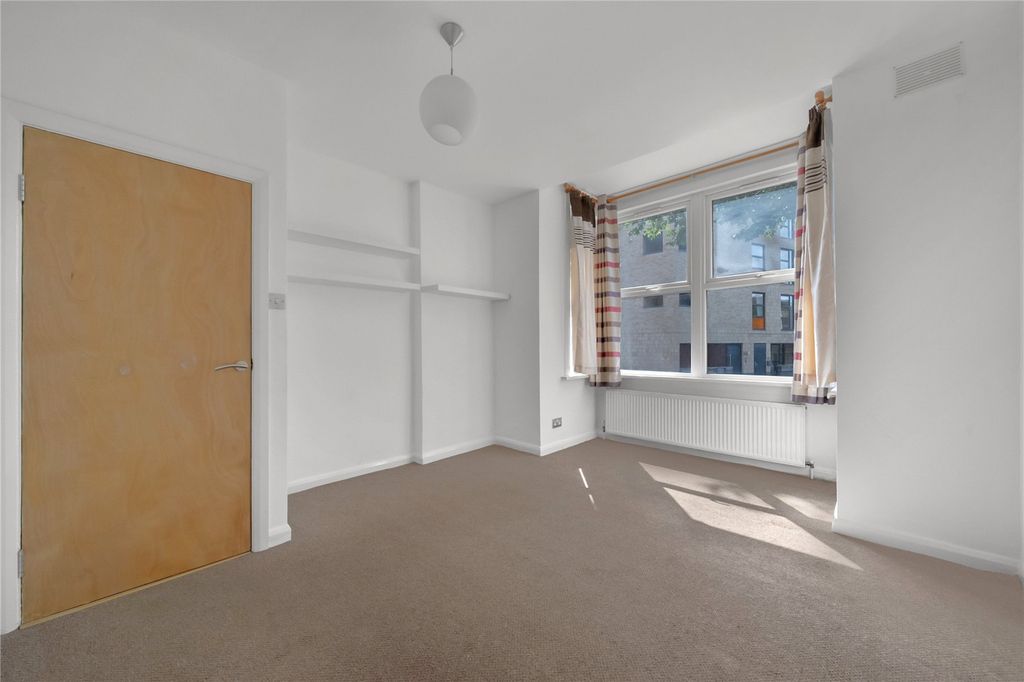 Property photo 3 of 12 Picture No. 03