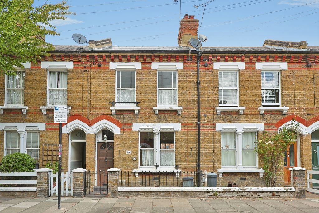 Property photo 1 of 18 Pbox-Img.Jpg