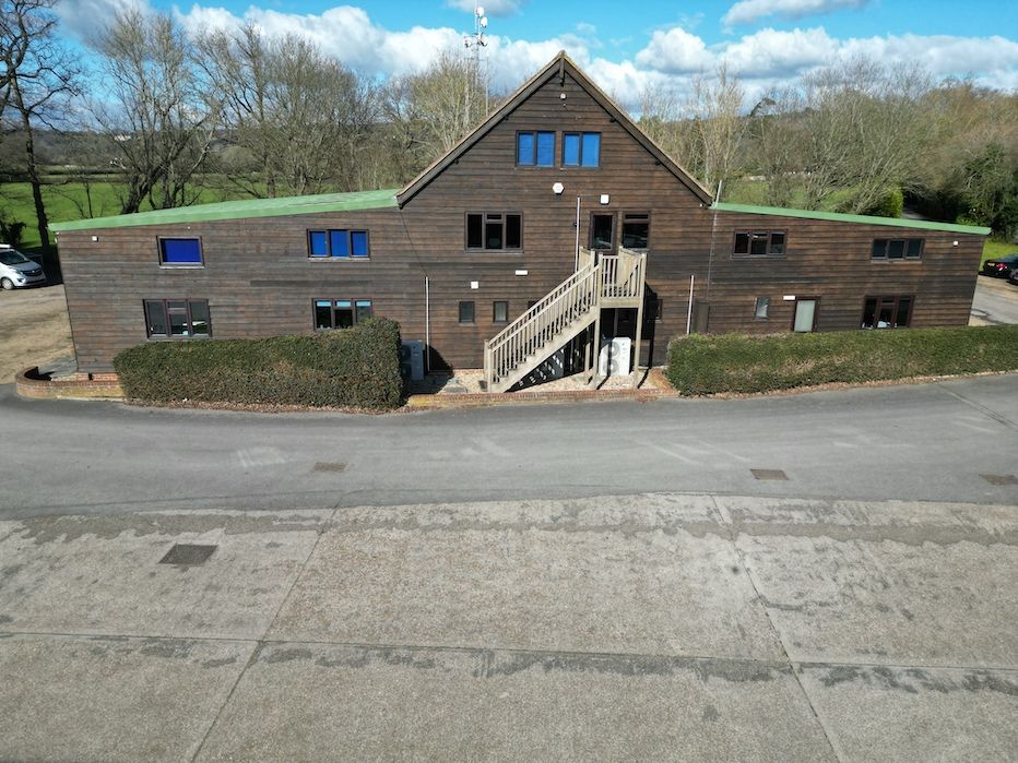 Property photo 2 of 8