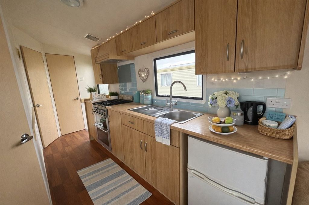 Property photo 2 of 5 Willerby Herald Gold 2010 Vs847210 132681745.Jpeg