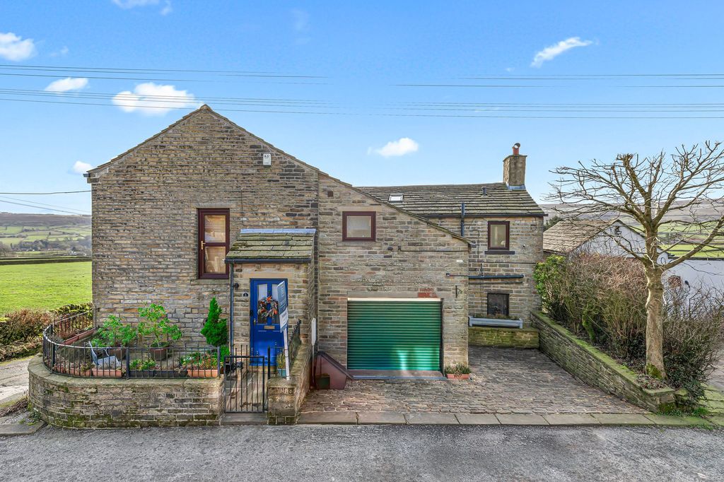 Property photo 1 of 54